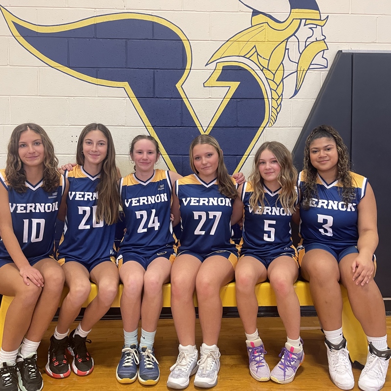 Girls Travel 8th Grade Team